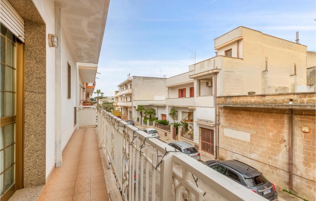 Lovely Apartment In Carovigno With Kitchen Exteriör bild