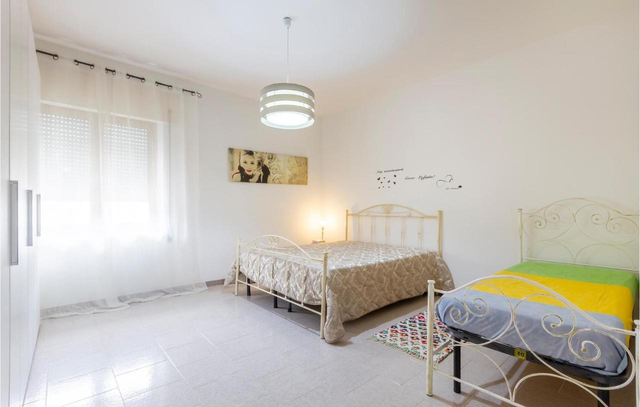 Lovely Apartment In Carovigno With Kitchen Exteriör bild