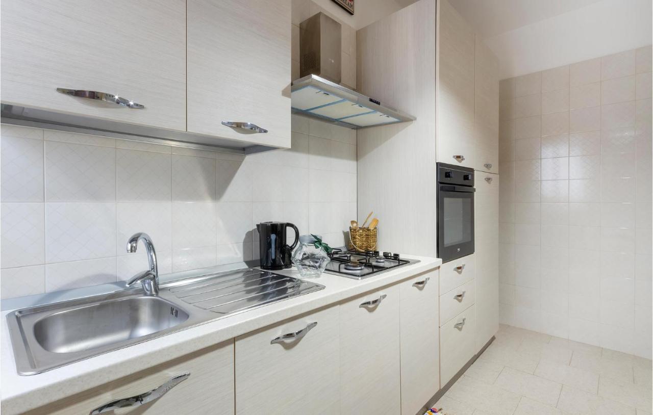 Lovely Apartment In Carovigno With Kitchen Exteriör bild
