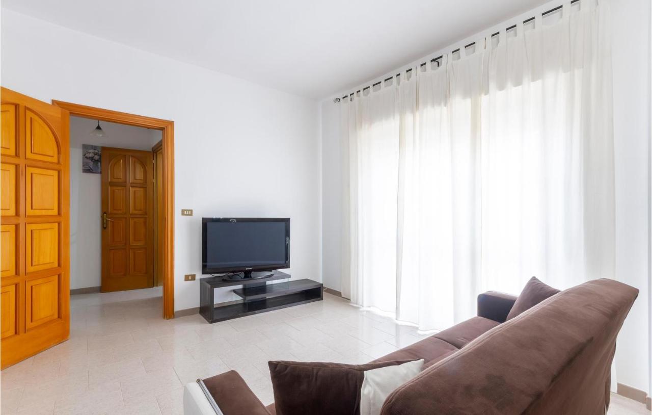 Lovely Apartment In Carovigno With Kitchen Exteriör bild