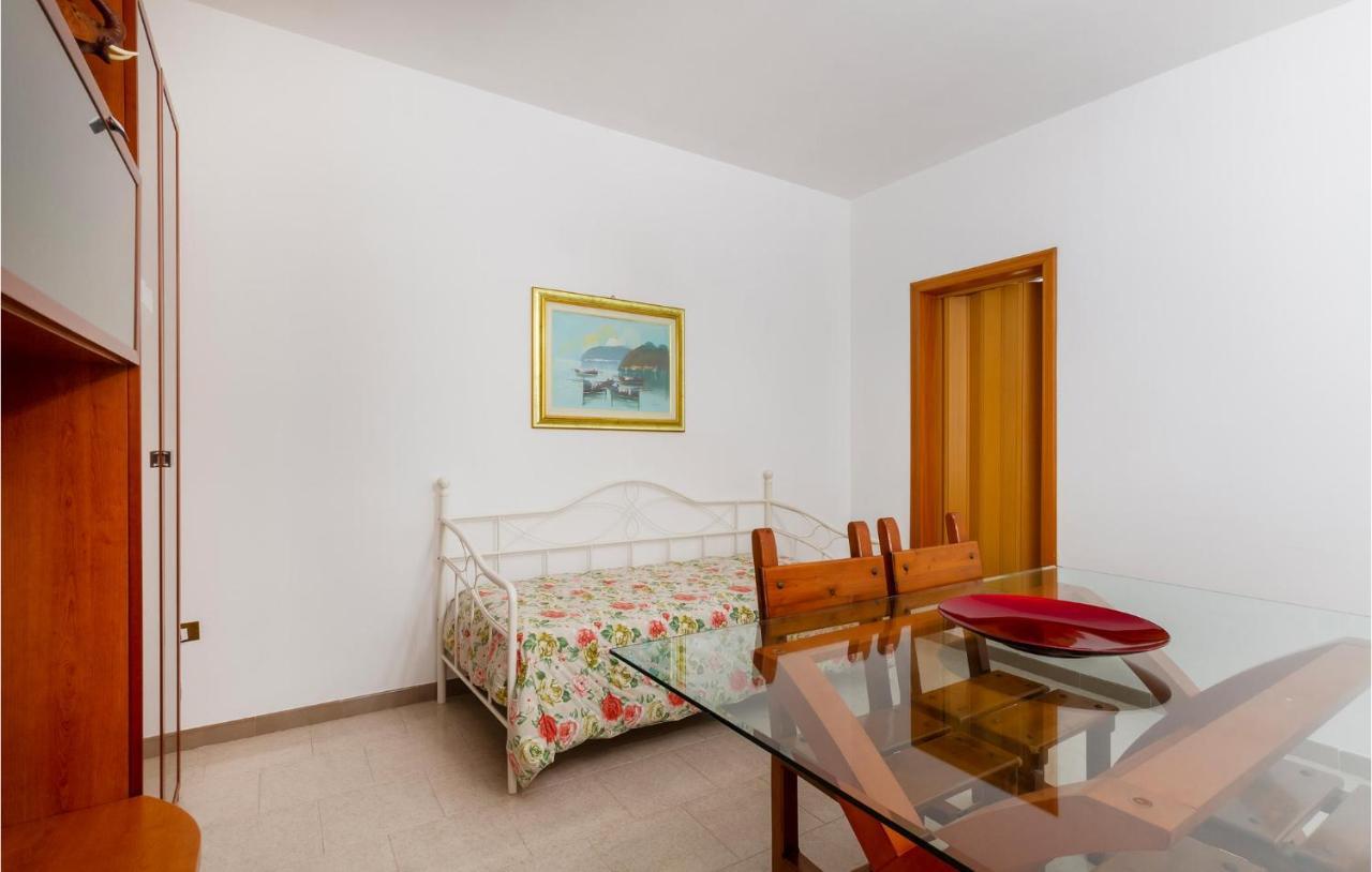 Lovely Apartment In Carovigno With Kitchen Exteriör bild